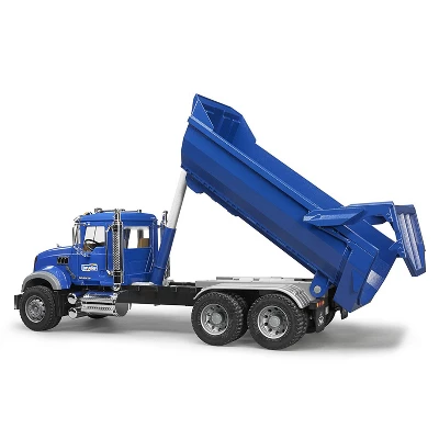 Bruder MACK Granite Halfpipe Dump Truck - Image 3