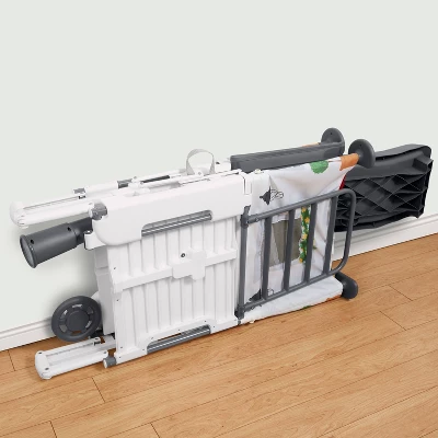 Radio Flyer Play & Fold Away Modern Farm House - Image 10