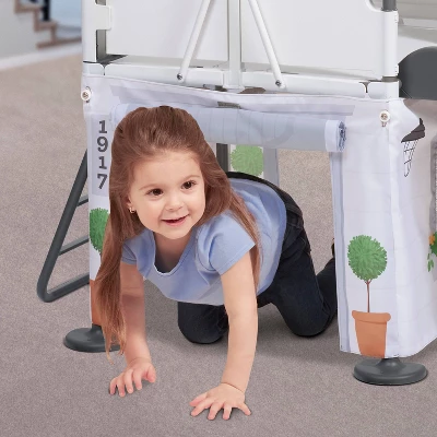 Radio Flyer Play & Fold Away Modern Farm House - Image 6