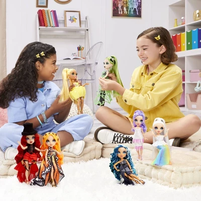 Rainbow High Fantastic Fashion Amaya Raine 11" Doll W/ Playset - Image 6