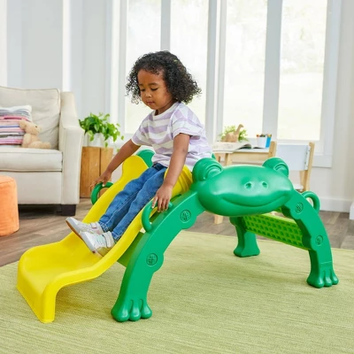 KidKraft Hop And Slide Frog Toddler Climber For Gross Motor Skills - Image 5