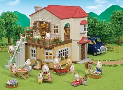 Calico Critters Red Roof Grand Mansion Gift Set, Dollhouse Playset With 3 Figures, Furniture, Vehicle And Accessories - Image 3