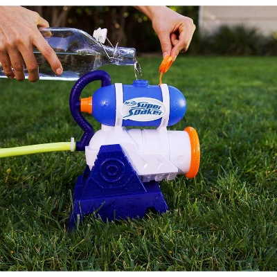 NERF Super Soaker Grab ‘N Go Stomp Soaker By WowWee - Image 4